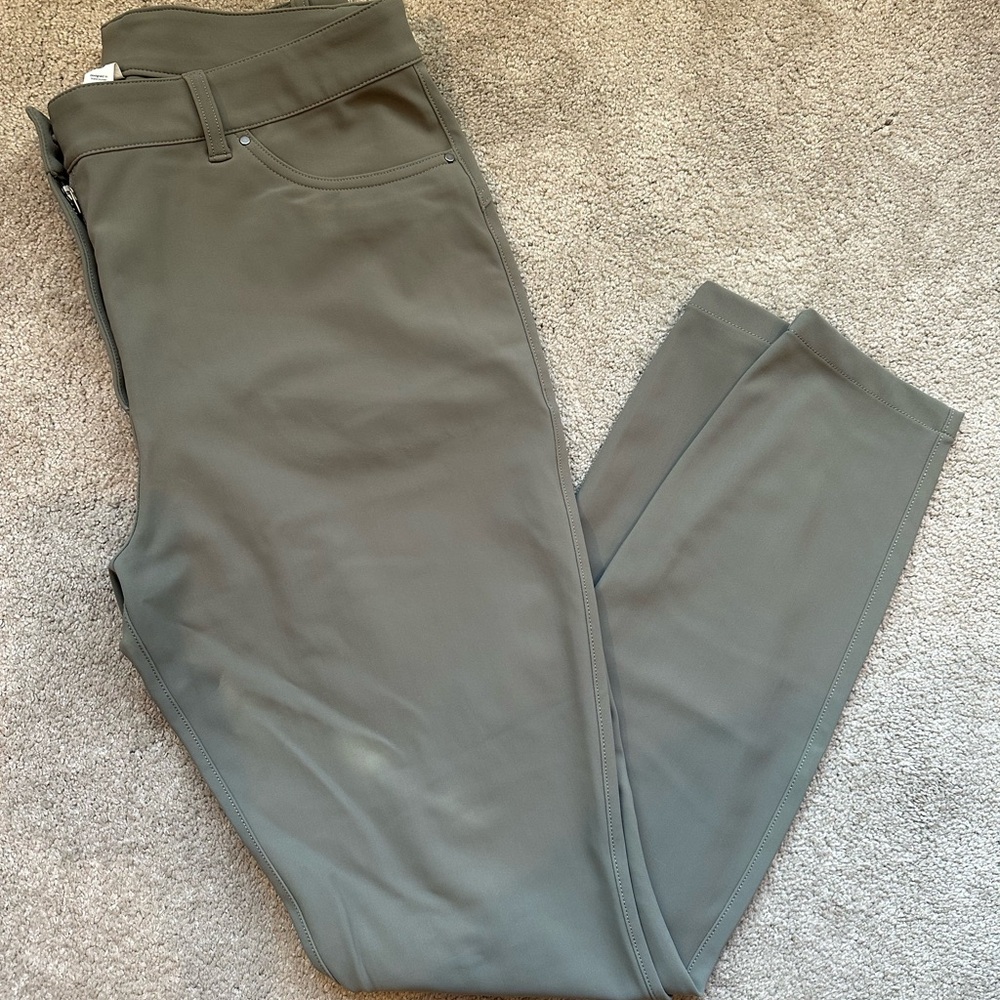 Lululemon Athletica City Sleek Slim Pant
